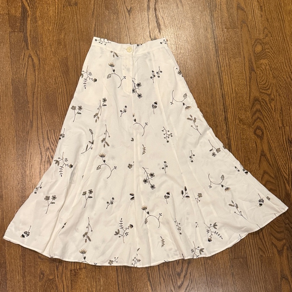 Women's Cream Floral A-Line Skirt